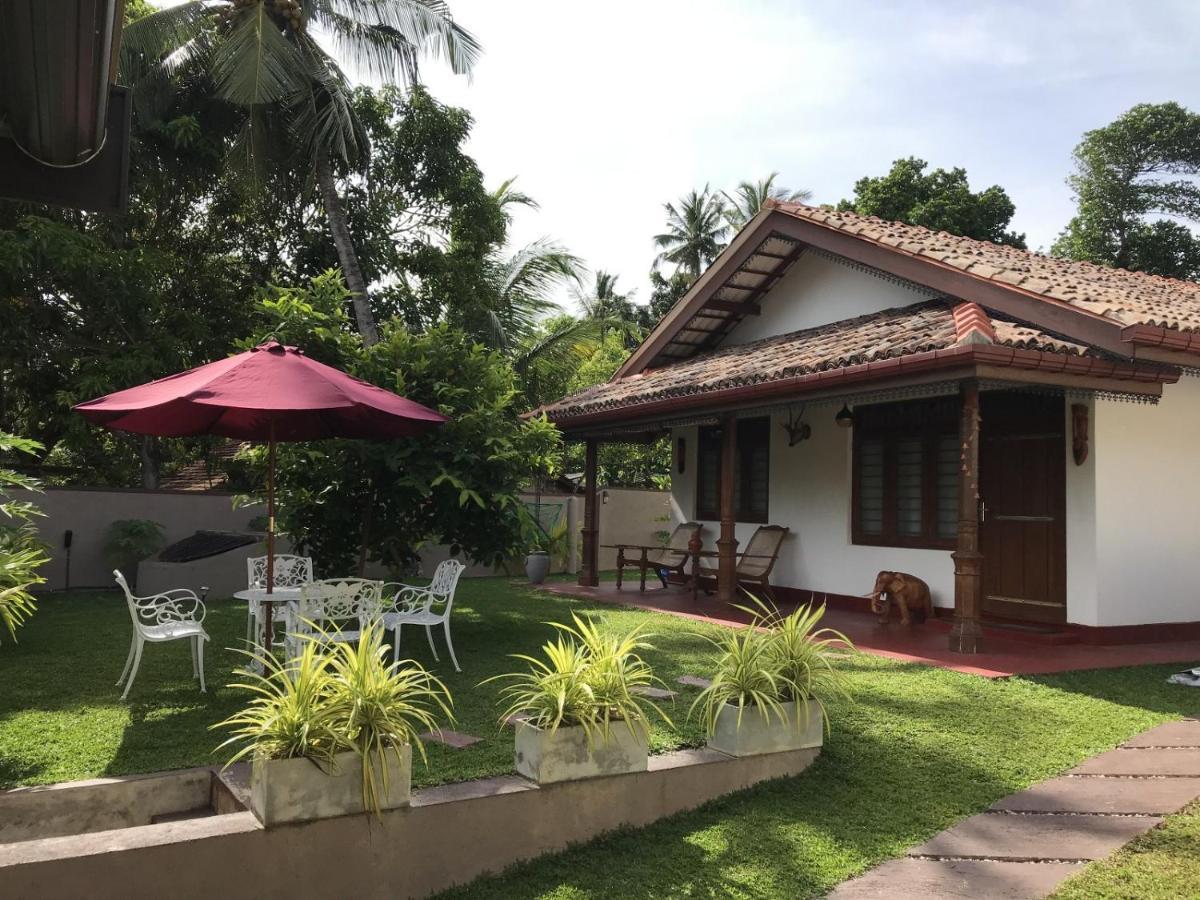 Villa Bubble Sea Unawatuna Buitenkant foto