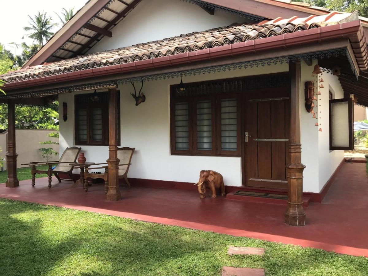 Villa Bubble Sea Unawatuna Buitenkant foto