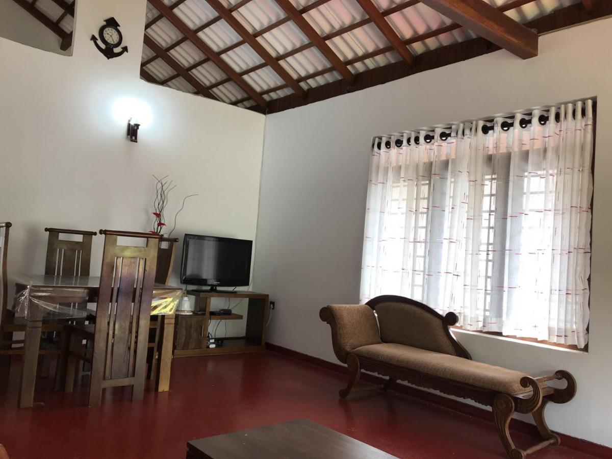 Villa Bubble Sea Unawatuna Buitenkant foto